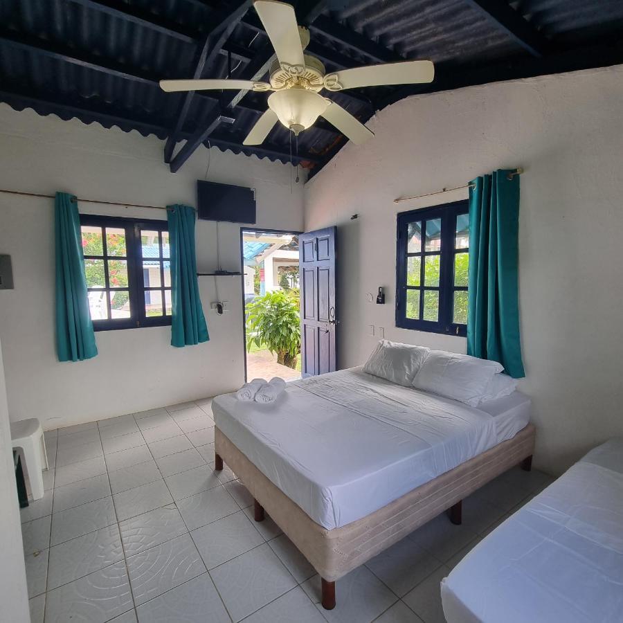 Paradise Island Beach Hotel 이슬라 그란데 외부 사진